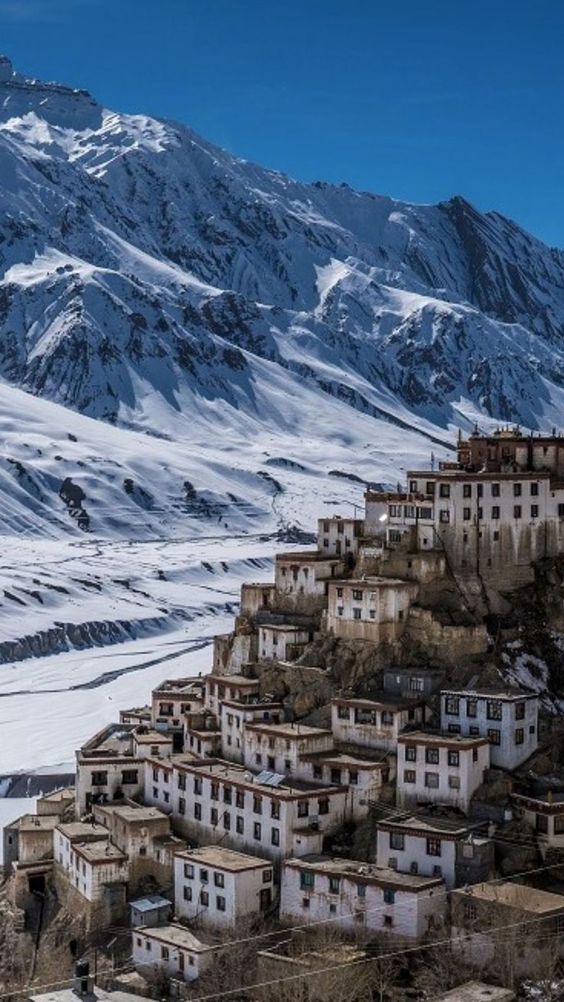 Spiti - The Desert Mountain Valley